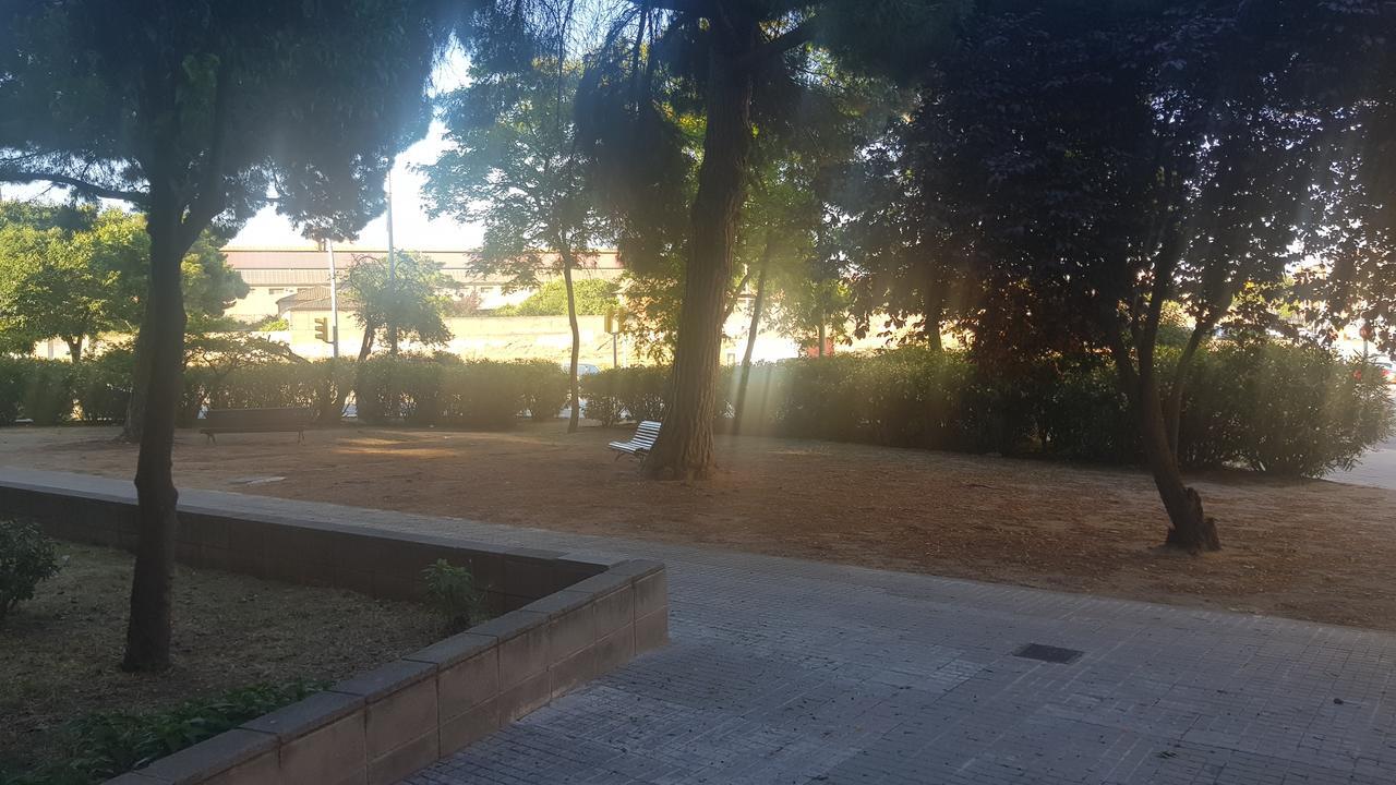 سانت بوي ديل يوبريغات Private Rooms - Airport المظهر الخارجي الصورة