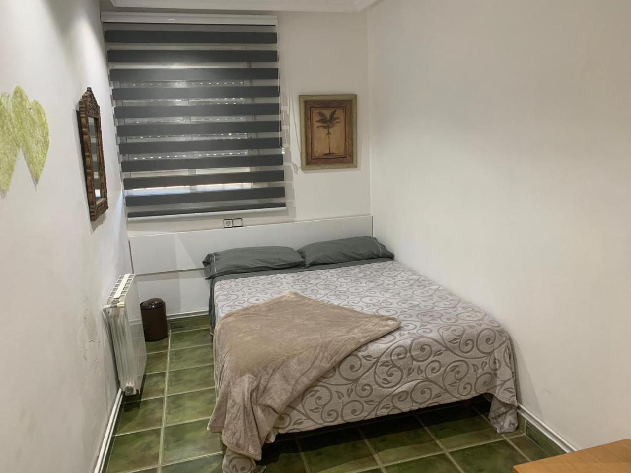 سانت بوي ديل يوبريغات Private Rooms - Airport المظهر الخارجي الصورة