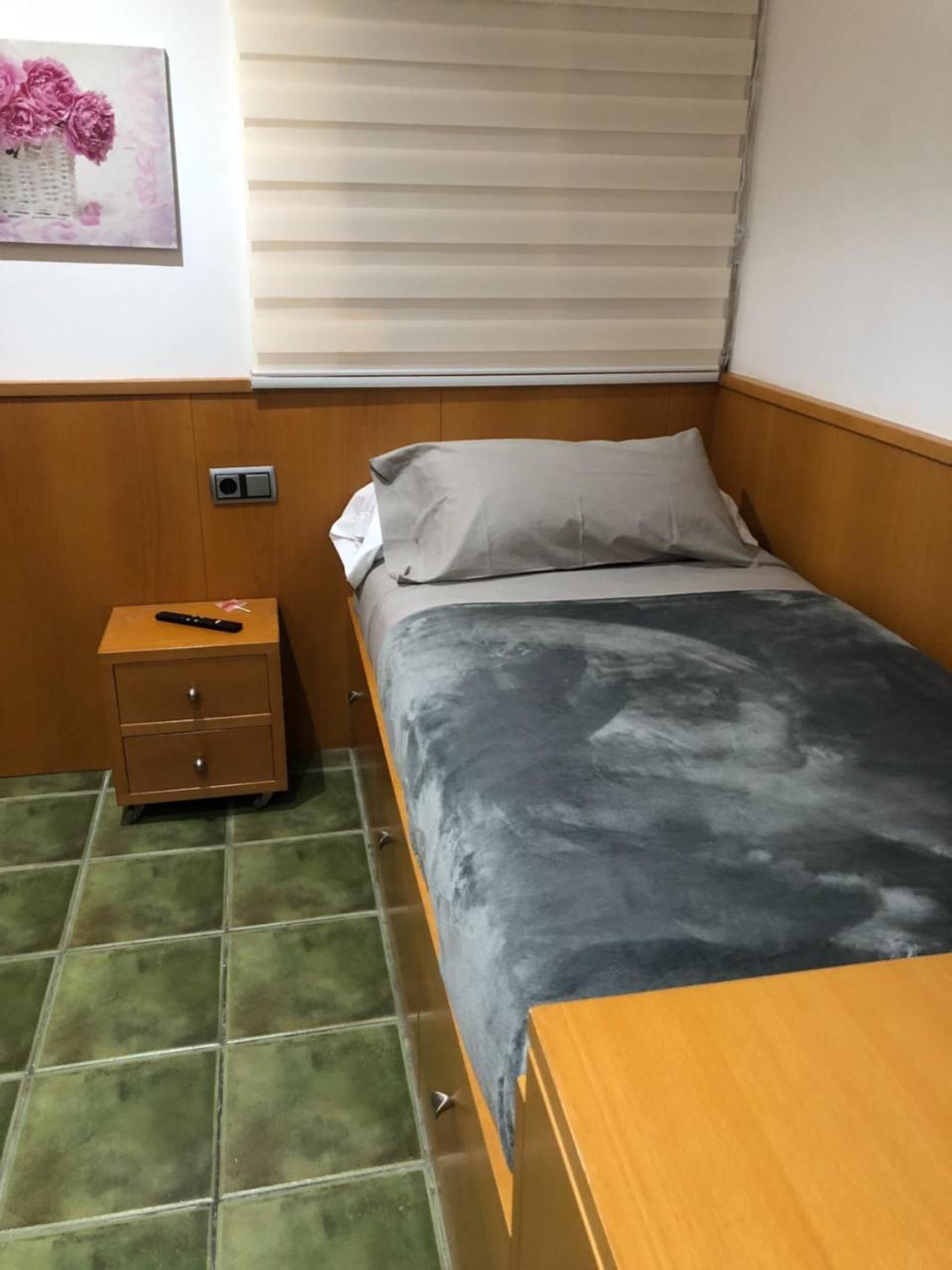 سانت بوي ديل يوبريغات Private Rooms - Airport المظهر الخارجي الصورة